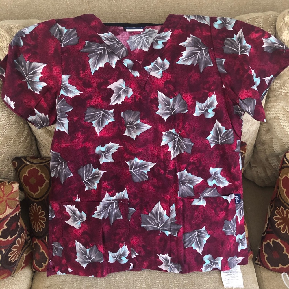 Tafford Scrub Top